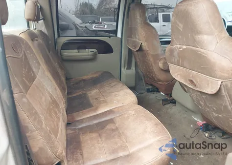 2001 Ford F-350 Lariat/Xl/Xlt из США, поврежденный, VIN 3FTSW30F71MA59817